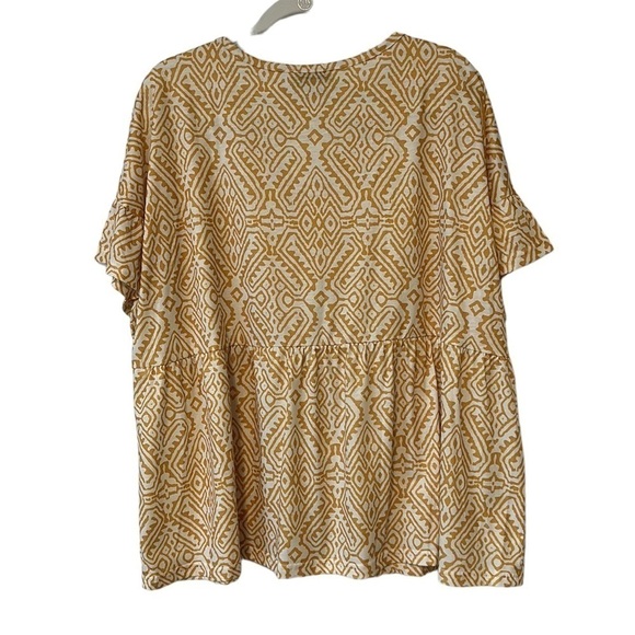 Luukse Button-Front V-Neck Peplum Top Yellow & White Abstract- Size 3X - Picture 2 of 9